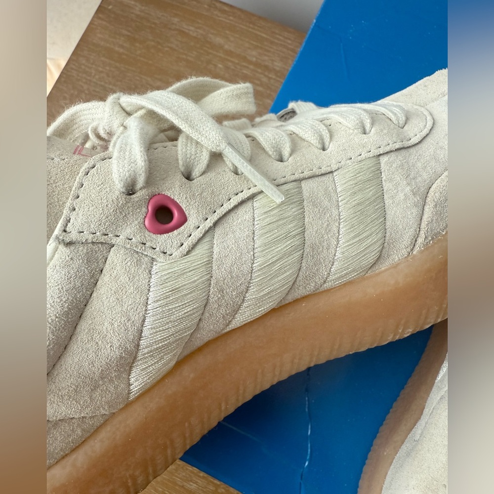 Adidas Originals Valentine's Day Sambae Pink! - Picture 9 of 15